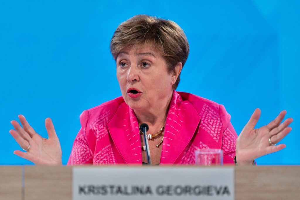 IMF-chief-warns-of-economic-uncertainty