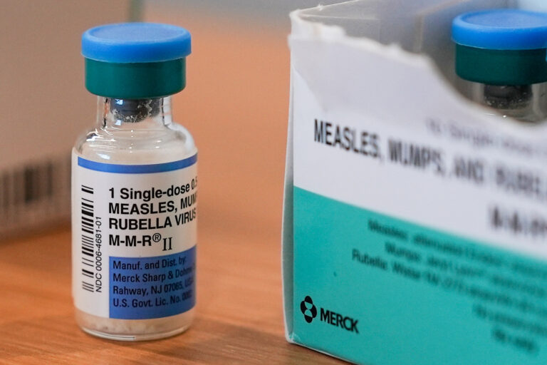 U.S.-health-officials-calls-for-combined-measles-mumps-rubella-shot