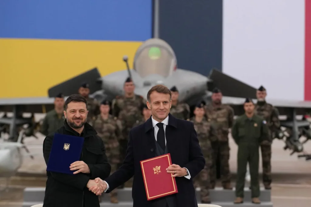 Ukraine-signs-deal-to-obtain-100-French-made-Rafale-warplanes