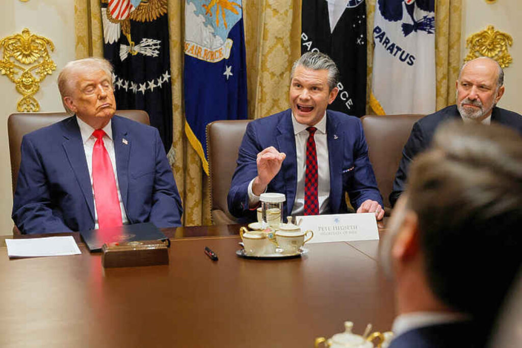 US-lawmakers-to-force-vote-on-war-powers-if-Trump-attacks-Venezuela